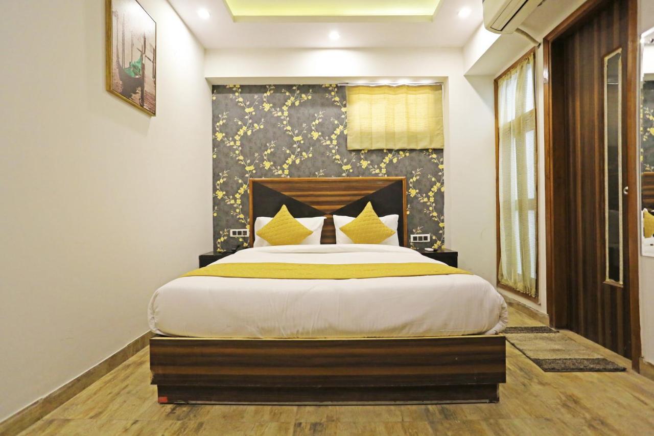 Hotel La Casa Delhi Airport Ню Делхи Екстериор снимка