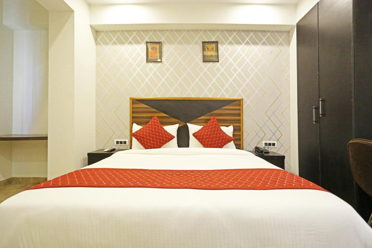 Hotel La Casa Delhi Airport Ню Делхи Екстериор снимка
