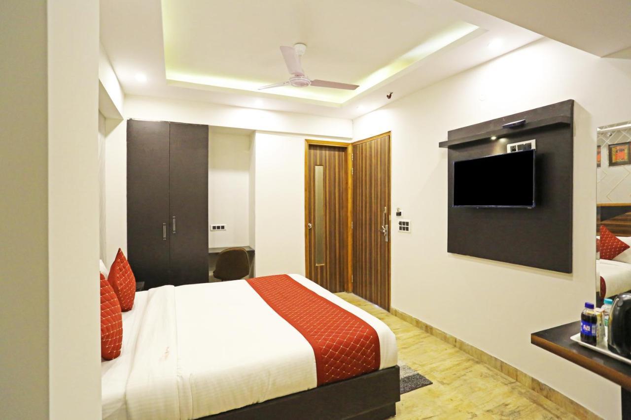 Hotel La Casa Delhi Airport Ню Делхи Екстериор снимка