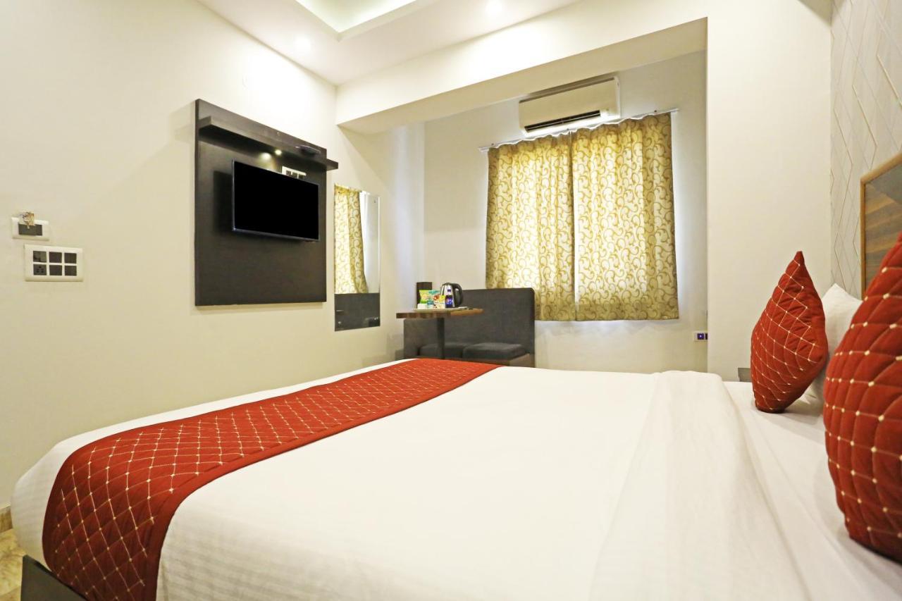 Hotel La Casa Delhi Airport Ню Делхи Екстериор снимка