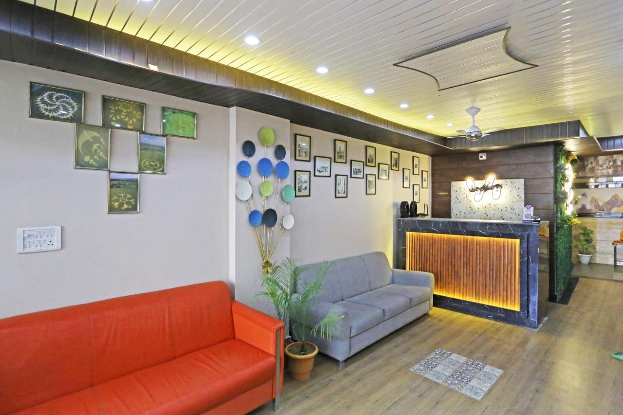 Hotel La Casa Delhi Airport Ню Делхи Екстериор снимка