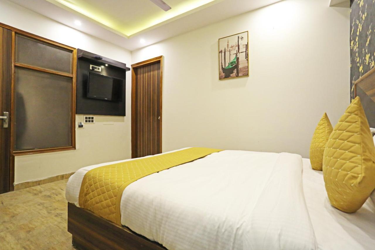 Hotel La Casa Delhi Airport Ню Делхи Екстериор снимка