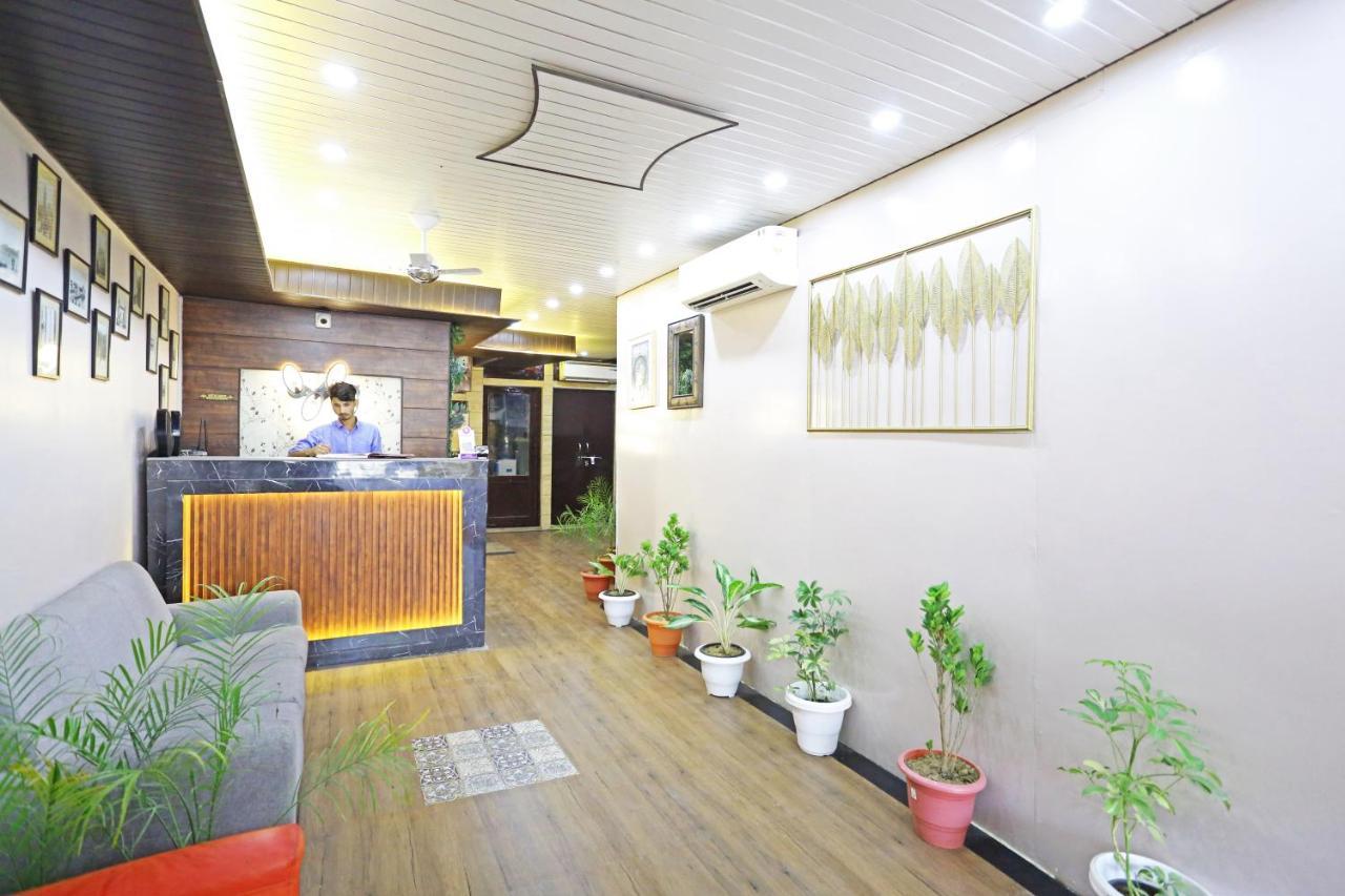 Hotel La Casa Delhi Airport Ню Делхи Екстериор снимка