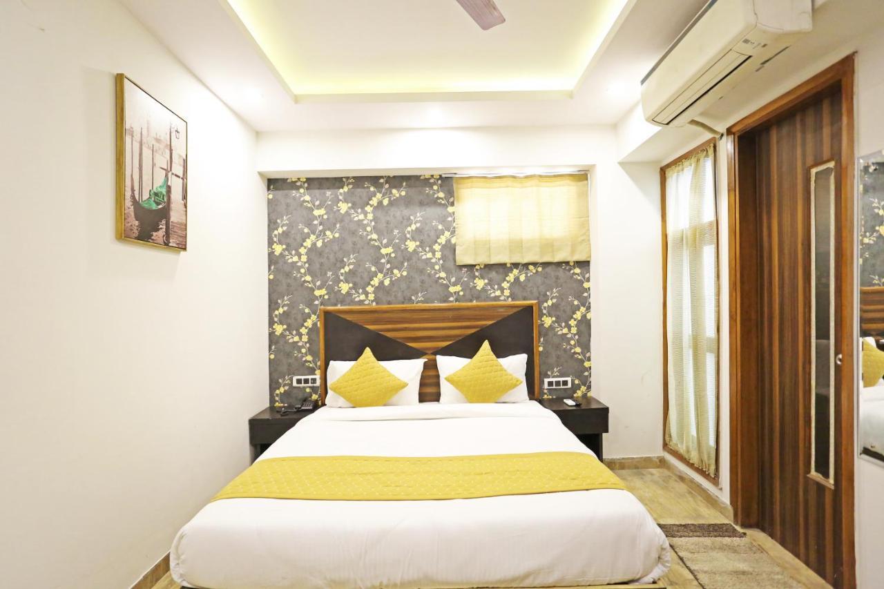 Hotel La Casa Delhi Airport Ню Делхи Екстериор снимка